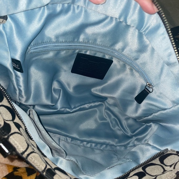 Authentic coach Stylish Black and Tan Women's Bag - Picture 12 of 12